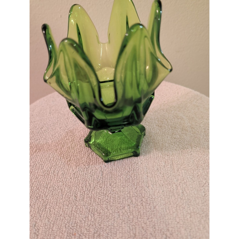 Vintage Viking Green Swung Glass Vase MCM Art Glass Pedestal Finger Vase - Picture 2 of 7